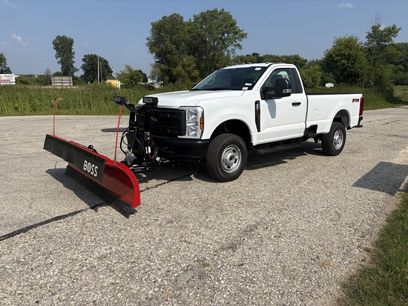New 2025 Ford F250 XL w/ FX4 Off-Road Package