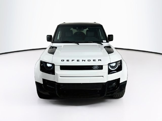 New 2026 Land Rover Defender 110 X-Dynamic SE AWD/4WD image 2
