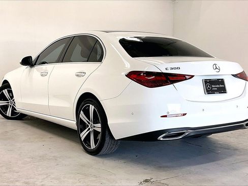 Used 2025 Mercedes-Benz C 300 Sedan image 11