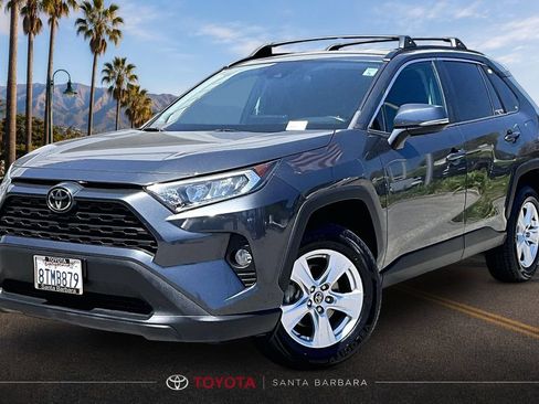 Used 2021 Toyota RAV4 XLE w/ XLE Grade Weather Package FWD image 3