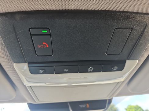 Used 2024 Mitsubishi Outlander SE AWD/4WD image 25