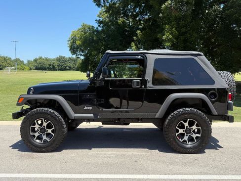 Used 2004 Jeep Wrangler 4WD image 6
