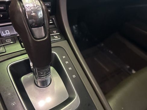 Used 2016 Porsche 911 Turbo image 8