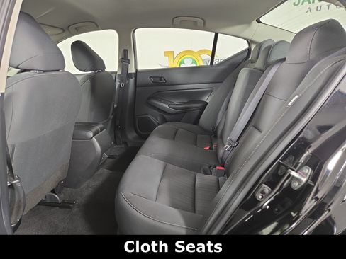 Used 2025 Nissan Altima 2.5 SV FWD image 12