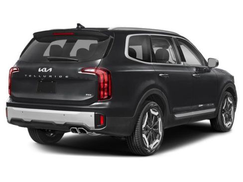 Used 2025 Kia Telluride S image 2