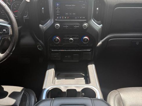 Used 2019 Chevrolet Silverado 1500 LT Trail Boss AWD/4WD image 16