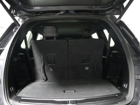 Used 2024 Jeep Grand Cherokee L Laredo image 8