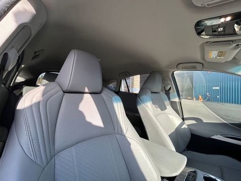 Used 2021 Toyota Venza XLE w/ Softex Package AWD/4WD image 26