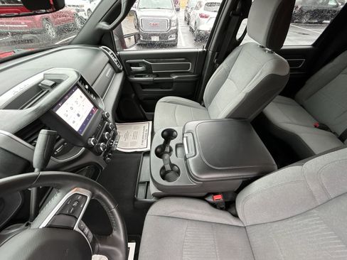 Used 2024 RAM 2500 Big Horn image 20