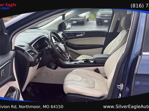 Used 2017 Ford Edge Titanium w/ Equipment Group 301A AWD/4WD image 9