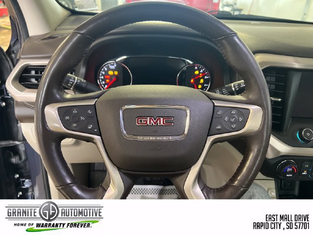 Used 2019 GMC Acadia Denali w/ Technology Package AWD/4WD image 7