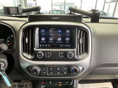 Used 2022 GMC Canyon Elevation image 12