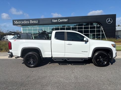Used 2019 Chevrolet Colorado Z71 w/ LPO, Premium Interior Package image 3