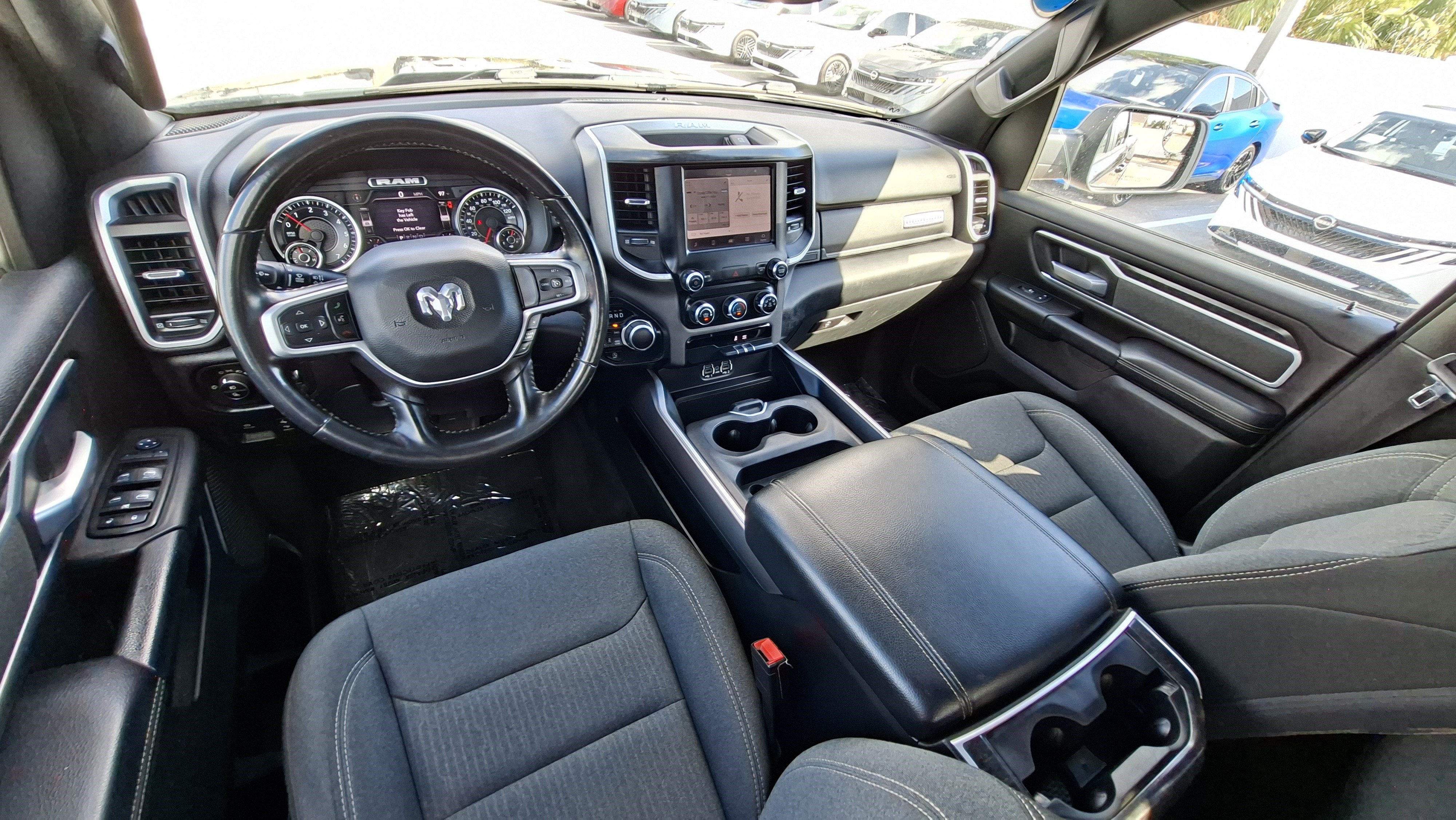 Used 2022 RAM 1500 Big Horn AWD/4WD image 19