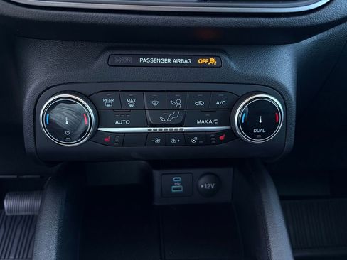 Used 2023 Ford Escape Active image 10