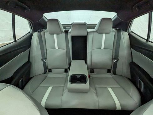 Used 2025 Toyota Camry SE FWD image 18