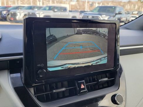 Used 2024 Toyota Corolla SE w/ Convenience Package image 21