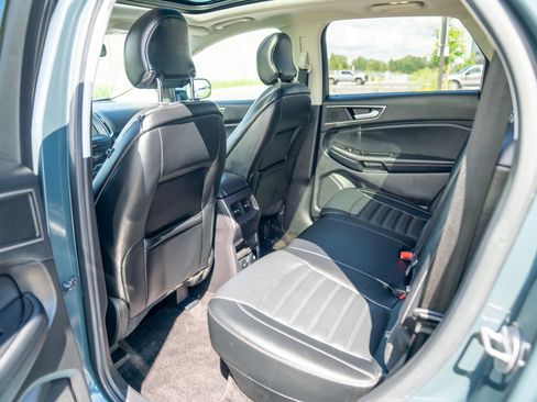 Used 2016 Ford Edge SEL w/ Equipment Group 201A AWD/4WD image 20