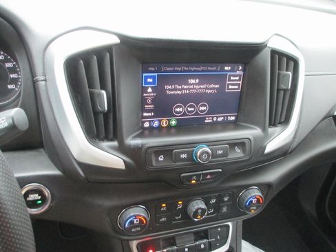 Used 2022 GMC Terrain SLE w/ Driver Convenience Package image 20