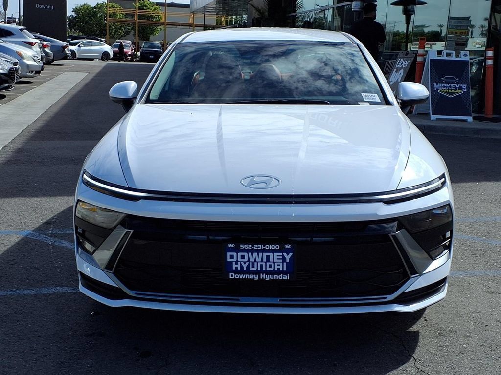 New 2026 Hyundai Sonata SE FWD image 2