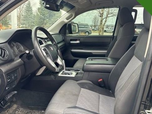 Used 2014 Toyota Tundra SR5 w/ SR5 Upgrade Package image 18