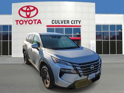 Used 2025 Nissan Rogue SV