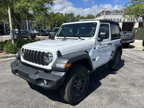 New 2026 Jeep Wrangler Sport AWD/4WD image 25