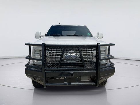 Used 2019 Ford F250 Platinum w/ Platinum Ultimate Package AWD/4WD image 5