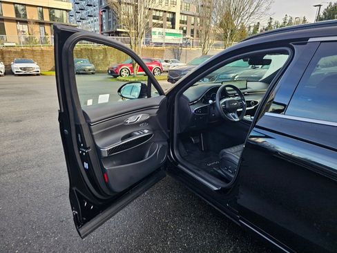 Certified 2025 Genesis GV70 3.5T Sport w/ Sport Prestige Package image 20