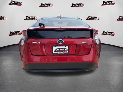 Used 2017 Toyota Prius Three FWD image 4