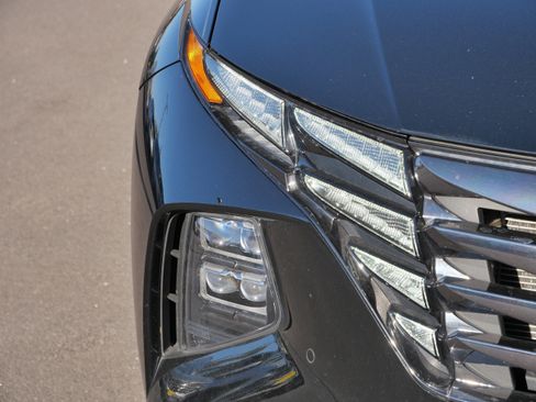 Certified 2023 Hyundai Tucson Limited image 16