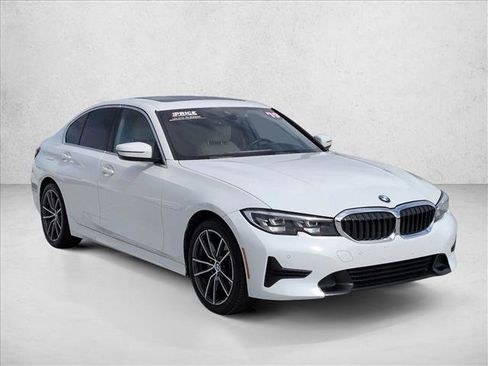 Used 2019 BMW 330i Sedan w/ Driving Assistance Package RWD image 3