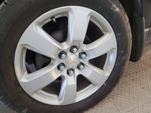 Used 2016 Chevrolet Traverse LT w/ Style and Technology Package image 31