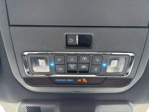 Used 2025 Ford F350 Platinum AWD/4WD image 15