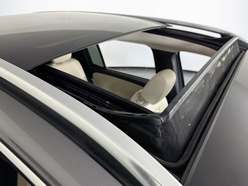 Certified 2023 Mercedes-Benz GLB 250 4MATIC image 24