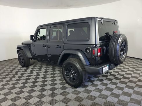 Used 2026 Jeep Wrangler Unlimited Sport AWD/4WD image 6