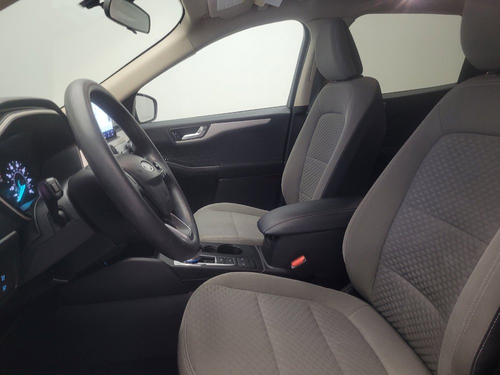 Used 2020 Ford Escape SE FWD image 17