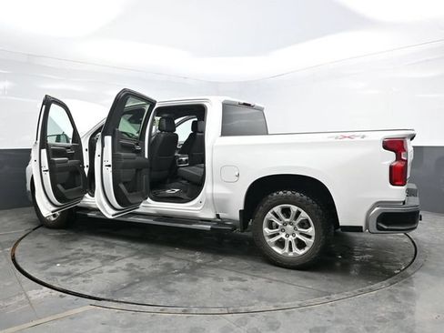 Used 2023 Chevrolet Silverado 1500 LTZ AWD/4WD image 44