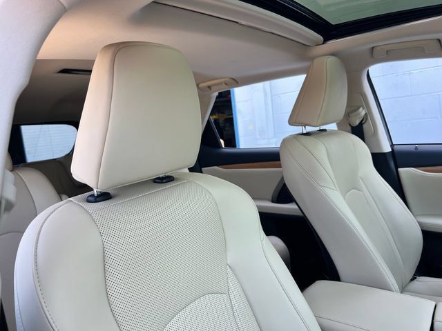 Used 2021 Lexus RX 350L FWD w/ Premium Package image 34