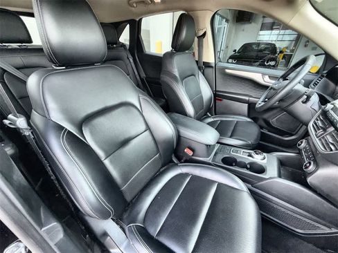 Used 2020 Ford Escape SEL image 13