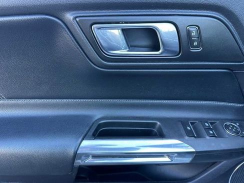 Used 2019 Ford Mustang GT Premium image 10