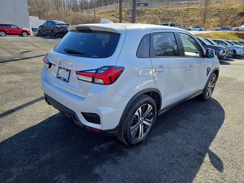 New 2026 Mitsubishi Outlander Sport LE AWD/4WD image 4