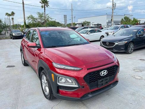 Used 2021 Hyundai Kona SE FWD image 3