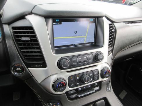 Used 2019 GMC Yukon XL SLT w/ Graphite Performance Edition AWD/4WD image 33