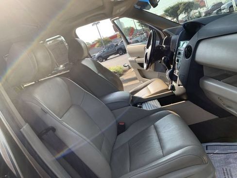 Used 2011 Honda Pilot Touring image 14