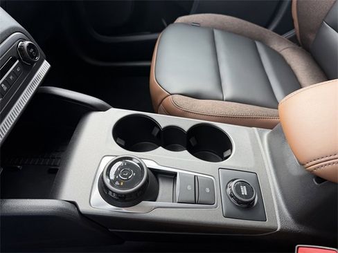 New 2025 Ford Bronco Sport Outer Banks w/ Outer Banks Tech Package+ image 30