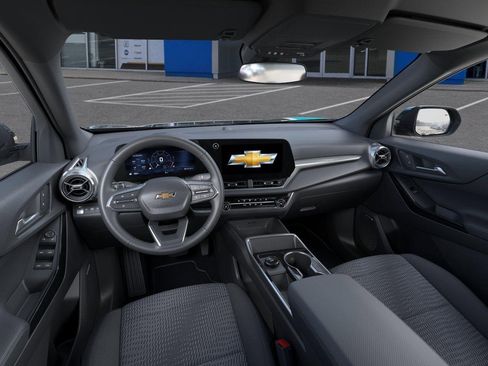 New 2026 Chevrolet Equinox LT AWD/4WD image 15