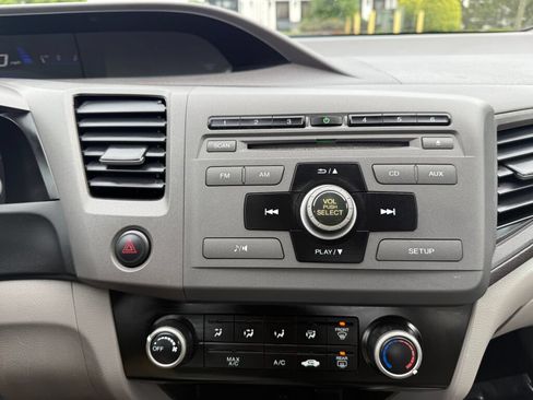Used 2012 Honda Civic LX image 16