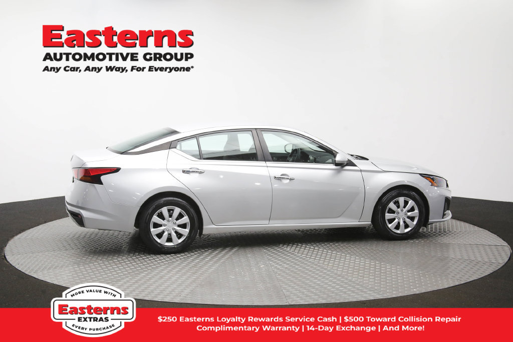 Used 2023 Nissan Altima 2.5 S FWD image 43