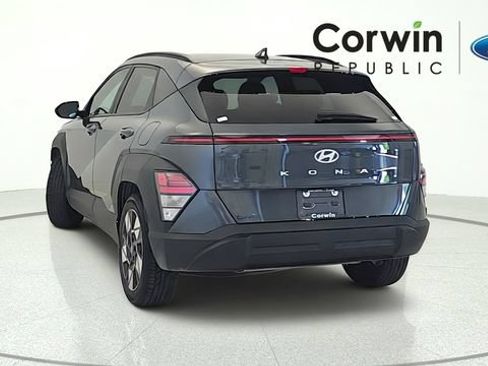 Used 2025 Hyundai Kona SEL FWD image 4